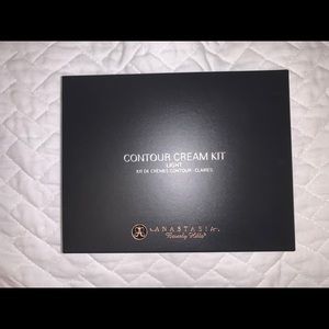 Anastasia Beverly Hills Contour Cream Palette